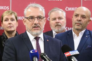Odbory pro případ výpovědí bez udání důvodu hrozí přípravou generální stávky - Novinky